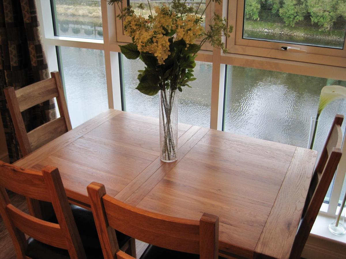 Luxury Riverside Apartment In Kendal Exteriér fotografie